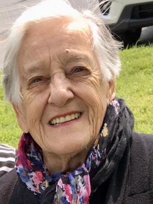 Dumas Therese