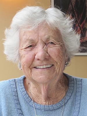 St Arnault Suzanne